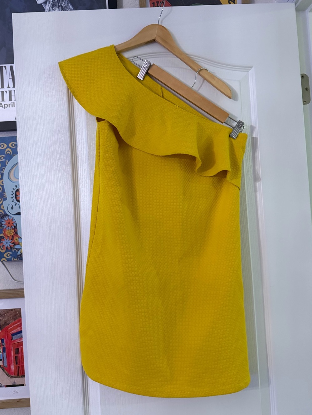 Cupcakes and Cashmere Yellow Dress Small